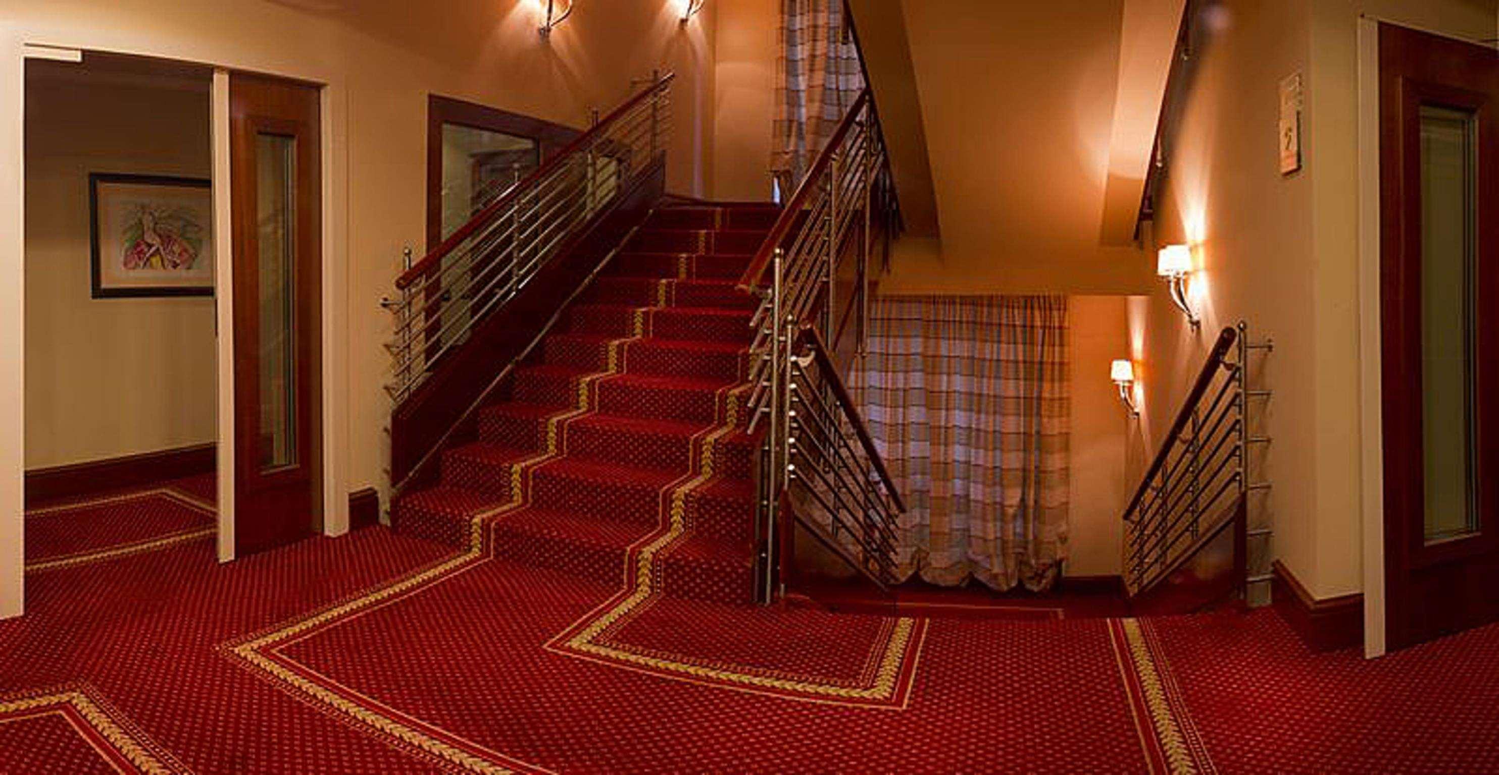 เบสต์ เวสเทิร์น พรีเมียร์ โฮเต็ล แอสทอเรีย Hotel ซาเกร็บ ภายนอก รูปภาพ