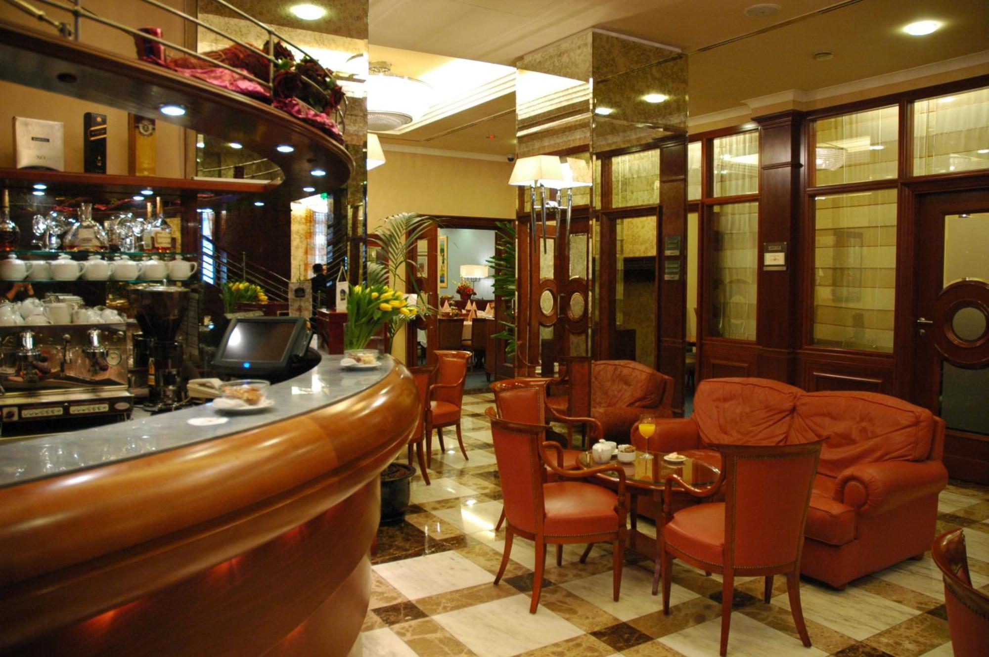 เบสต์ เวสเทิร์น พรีเมียร์ โฮเต็ล แอสทอเรีย Hotel ซาเกร็บ ภายนอก รูปภาพ